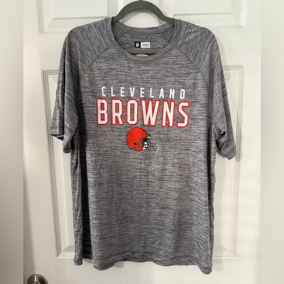 NFL Other - NFL Team Apparel Gray T-Shirt Cleveland Browns